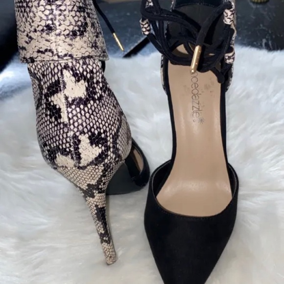 Black with snakeskin heels - Picture 3 of 6